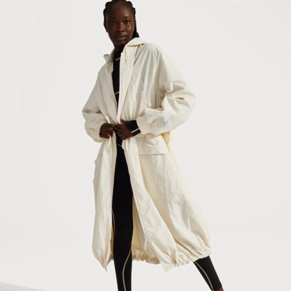 SWEATY BETTY X HALLE BERRY KARLA JACKET - Training jacket Vanilla White Parka
